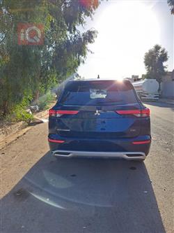 میتسوبیشی ئاوتلاندەر